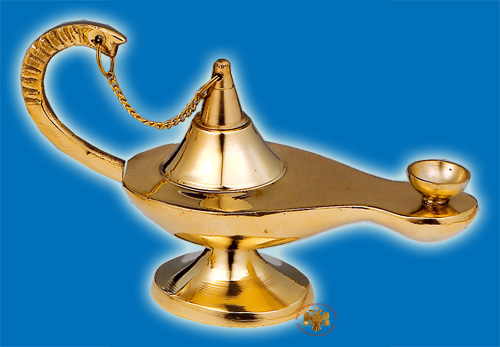 Traditional Brass Style Aladdin Oil Lamp 15cm